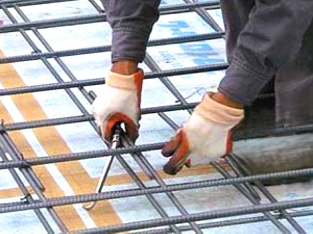 （有）島勝工業